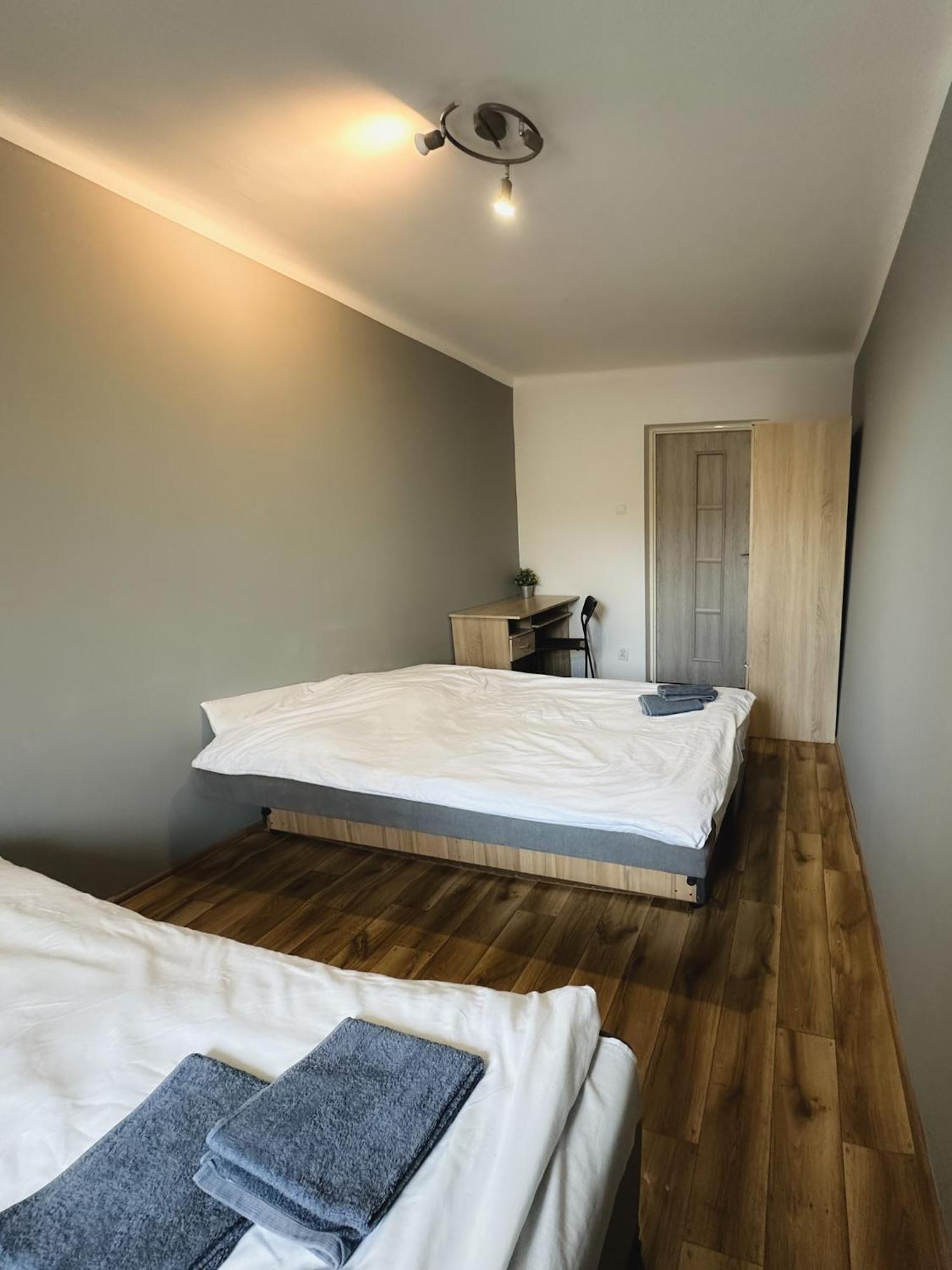 Kwadrat B&B Spiechowicza เชชูฟ ภายนอก รูปภาพ